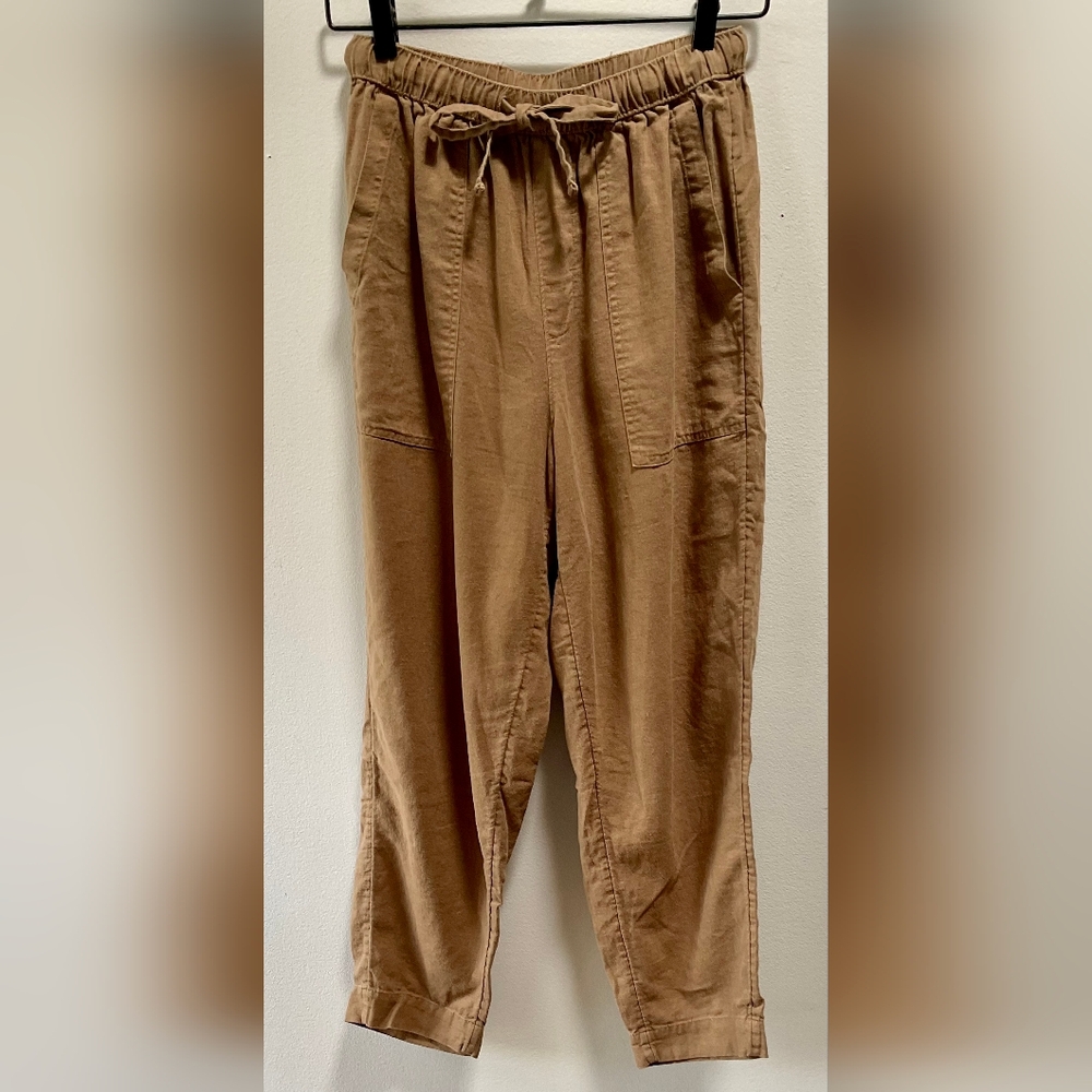Universal Thread Women's Tan Cargo Pants